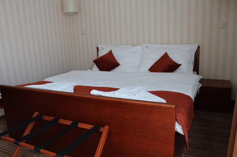 Hotel Encian Rajecké Teplice Exteriér fotografie